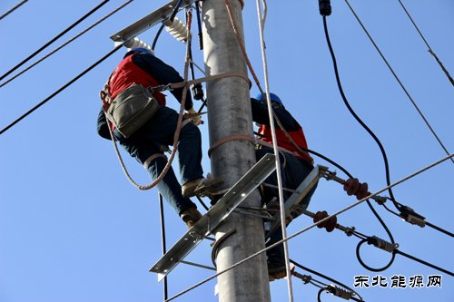 国网乌兰浩特市供电公司：2021年首个“春检”作业告捷