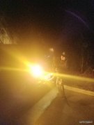 春节会泽大海供电所夜间抢修大海1500余户村民有电用