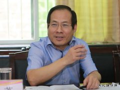 铜川矿业公司党委书记、执行董事王蓬到下石节矿慰问调研