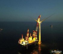 国内首台低温型、大直径直驱海上风电机组在大连庄河项目顺利吊装