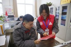 潞安焦化：“移动课堂”精彩多 “红马甲”送全会精神进车间
