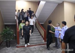 技工学/02/anquanpeixun/2020/1102/：“青年护学”保平安 澳门威尼斯人网站时刻在行动