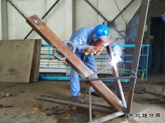 牡二电厂：“党建+秋检”，织密“双节”安全网