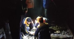蒲白铁运公司：雨中的天窗点作业