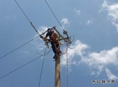 会泽供电局火红供电所及时消隐患住户安全用电