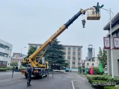 双龙公司：机电科及时更换工广照明