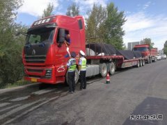 哈巴河执法大队： 持续开展路警联合治超、确保道路安全畅通