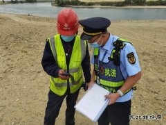 阿勒泰执法支队哈巴河执法大队：党员干部服务“疫”线