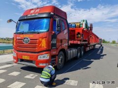 北屯执法大队做好大件运输核查、保障公路安全畅通