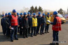 国网佳木斯供电公司：设备“体检”除隐患，安全“诊脉”保健康