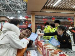 哈巴河执法大队：“法治年货”添年味，普法宣传迎新春